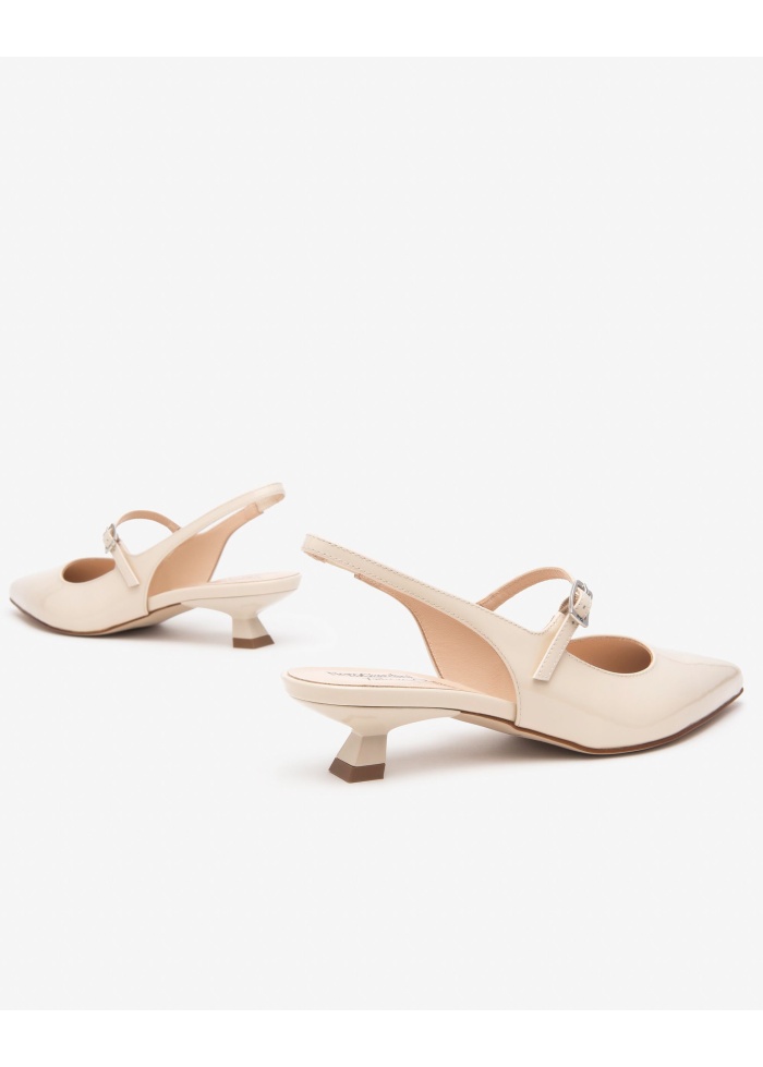 NeroGiardini | Flared Heel Neutral Shoes