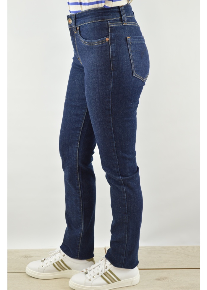 JonnyQ | Catherine Indigo Jean