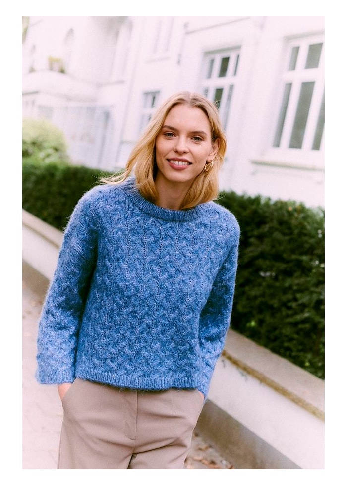 b.young | ByOmhu Jumper