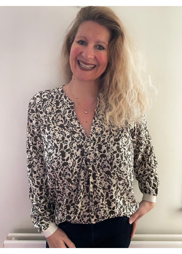 Part Two | Vneck print top