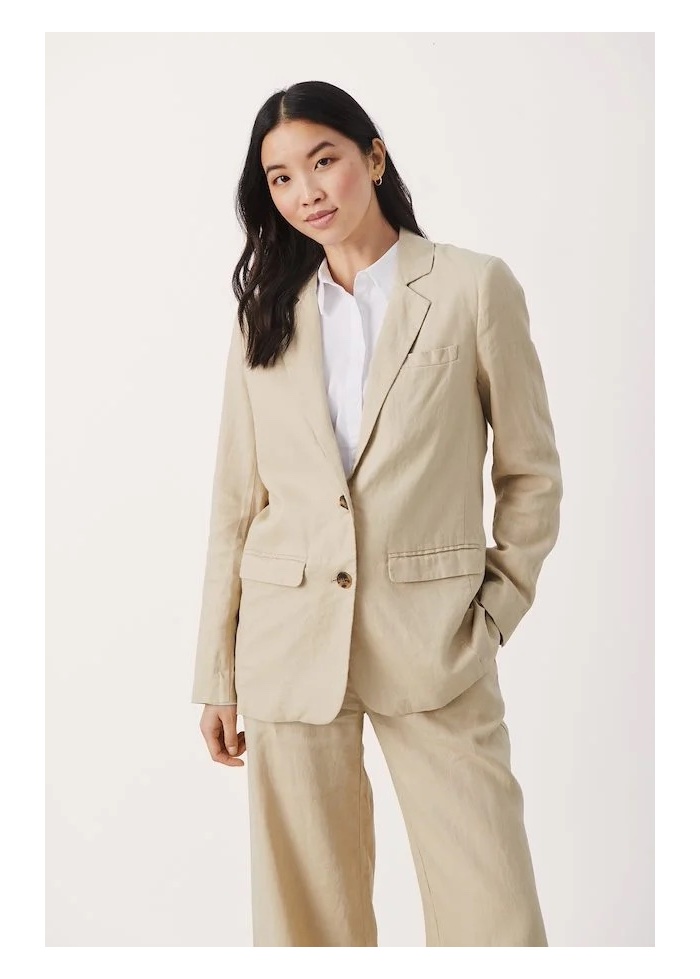 Part Two | Nyan Linen Blazer