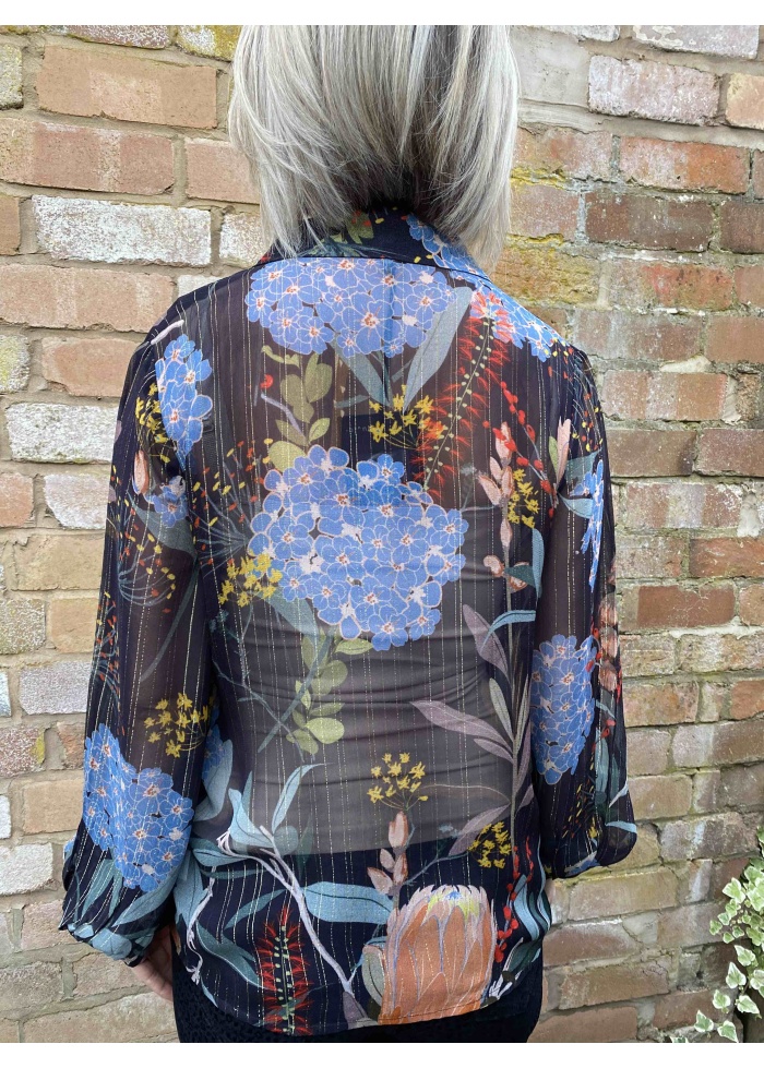 Blank | Abstract flower blouse