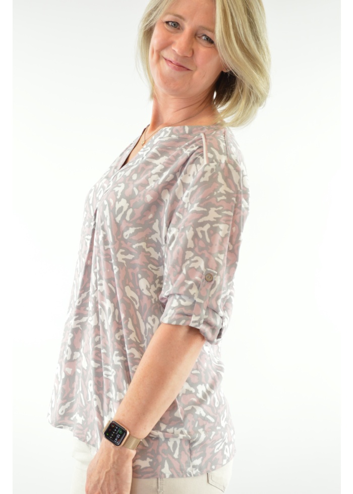 Just White | Zebra Blouse