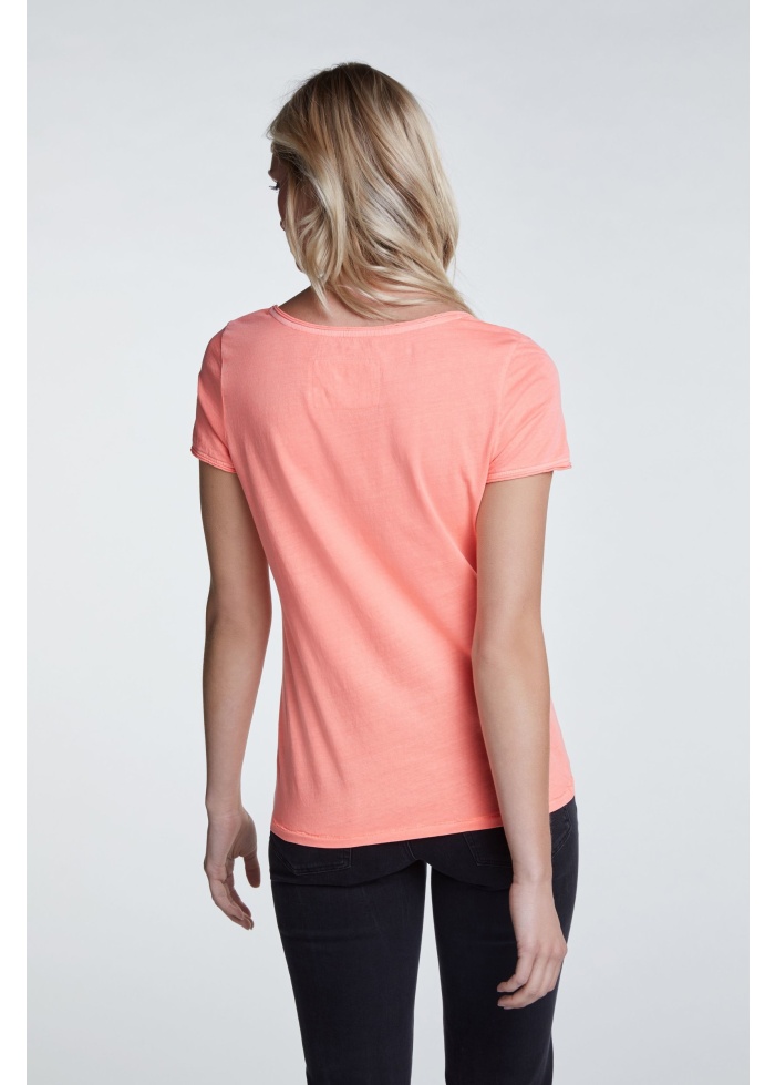 Scoop Neck Tee