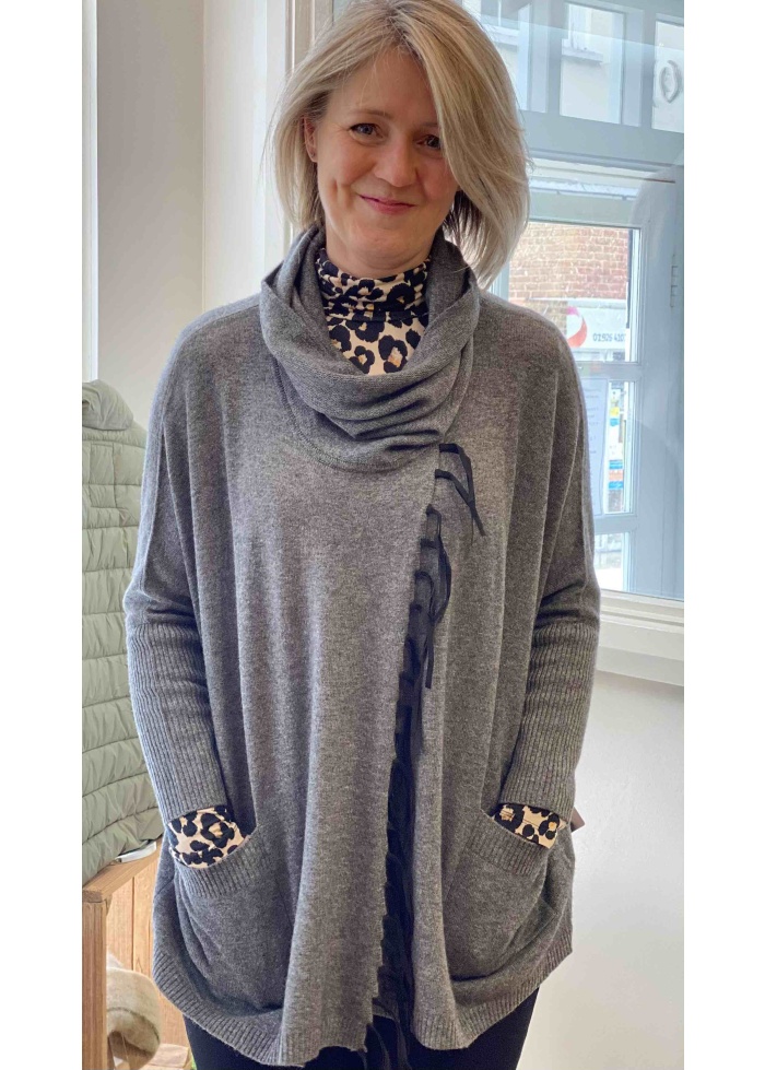 Repeat | Tassel trim Jumper