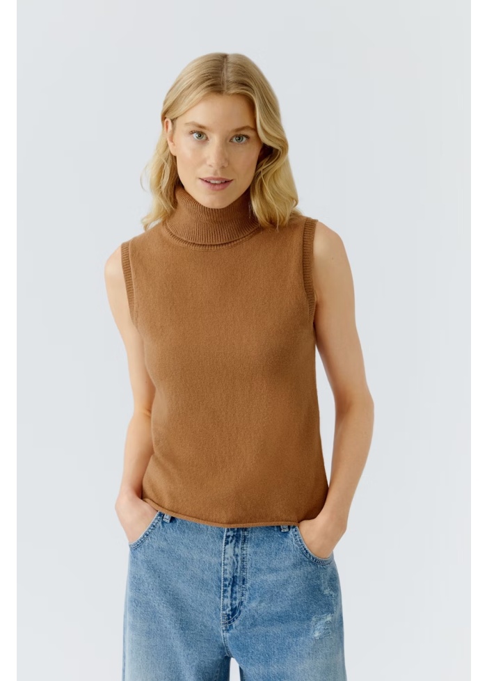 Oui | Sleeveless Rollneck