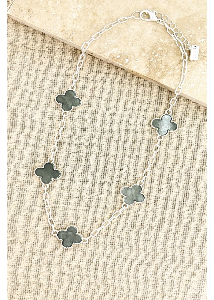 Envy | Grey Clover Necklace
