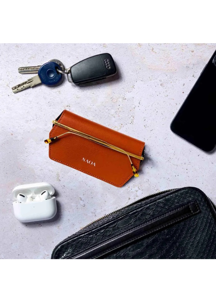 NAOA | Apple Leather Slim Glasses Case Cognac