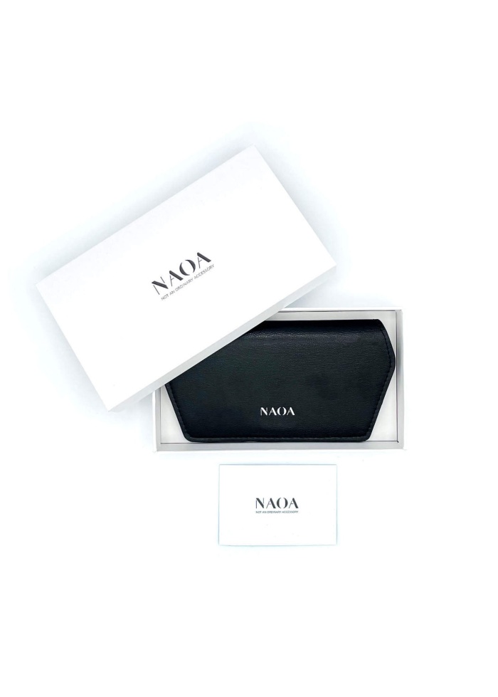 NAOA | Apple Leather Slim Glass Case Black