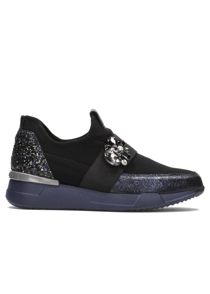 Jewelled Trainer