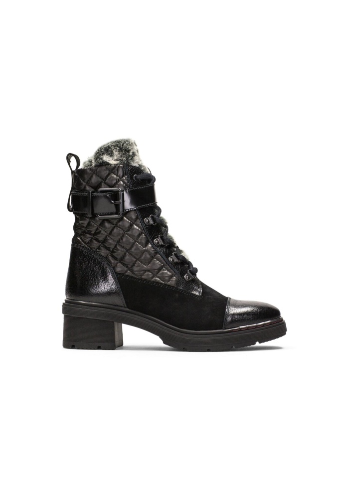 Padded detail ankle boots