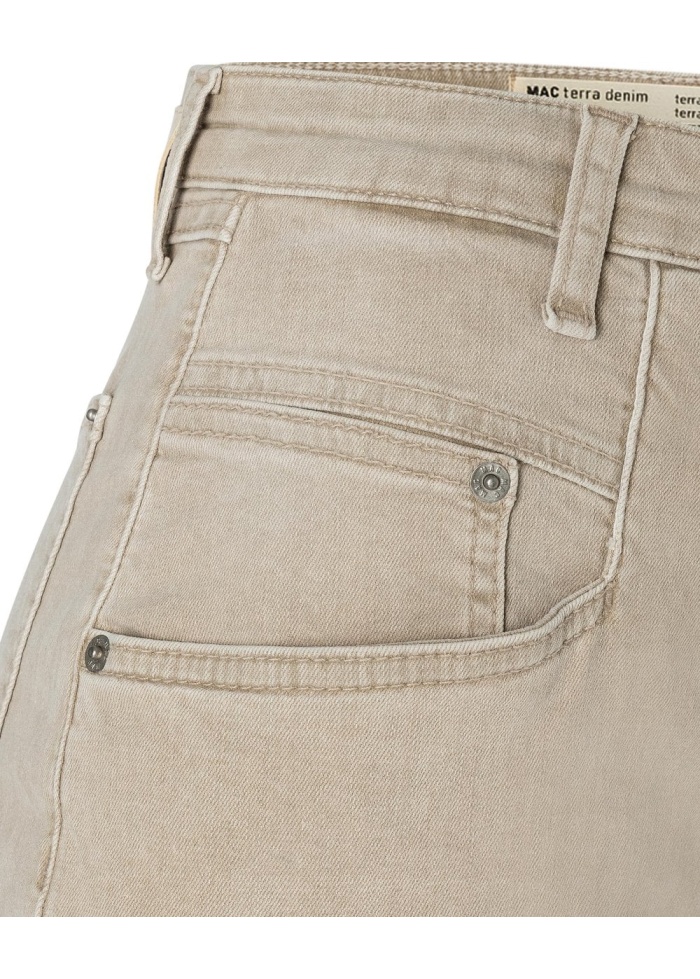 MAC | Rich Carrot Jean