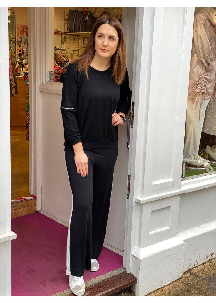 Postcard | Palazzo Pants