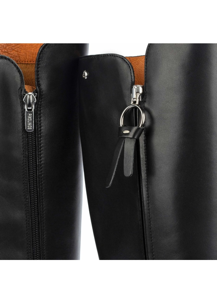 Pikolino | Daroca Black Boots