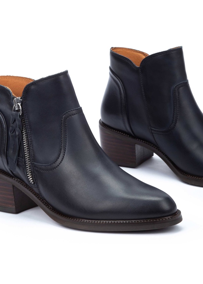 Pikolino | Bacarot Navy Ankle Boot