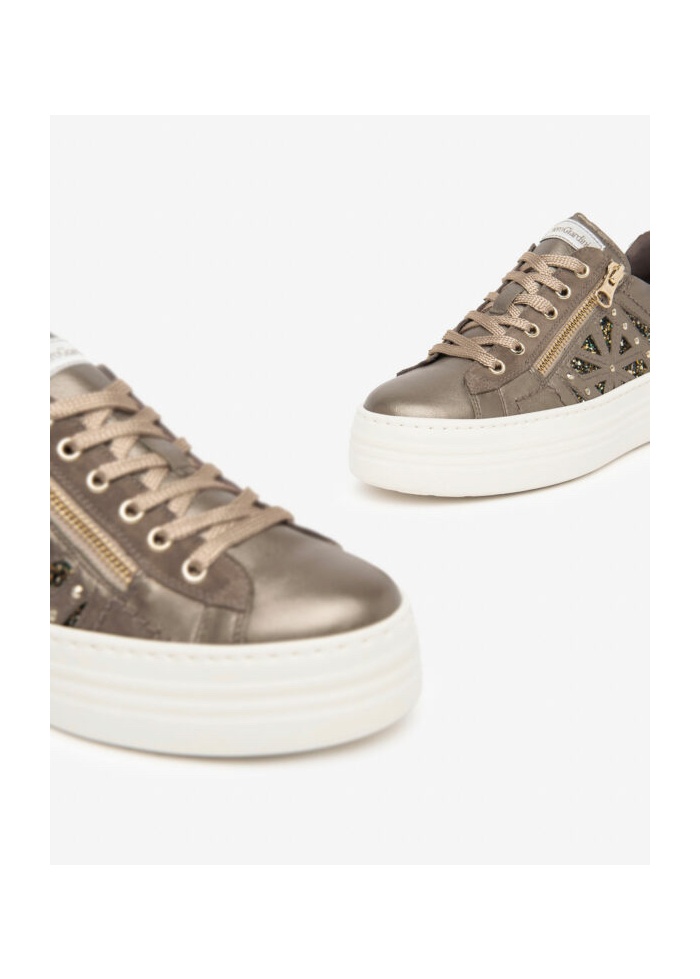 NeroGiardini | Jewel Platform Trainer